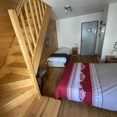 De La Foret - Hotel 3*