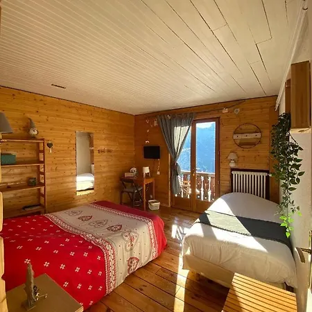 De La Foret Hotel