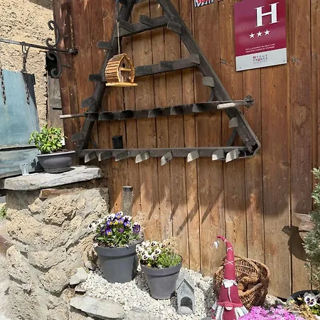 Hotel De La Forêt -